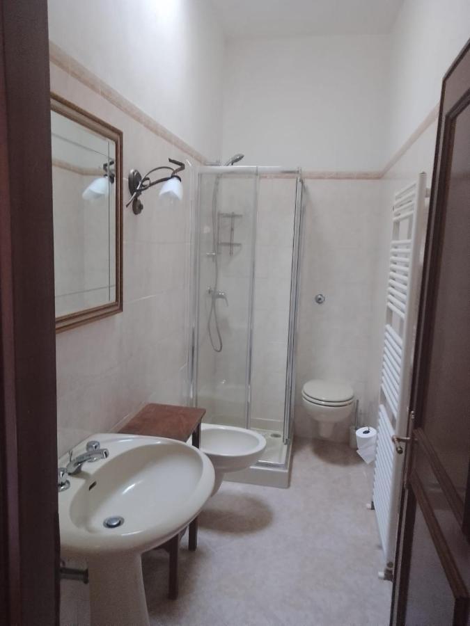 サン・ジミニャーノLa Casina Tra Le Torriアパートメント エクステリア 写真
